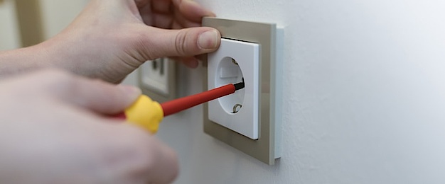 Elektro­installation bei JK Elektrotechnik in Calden