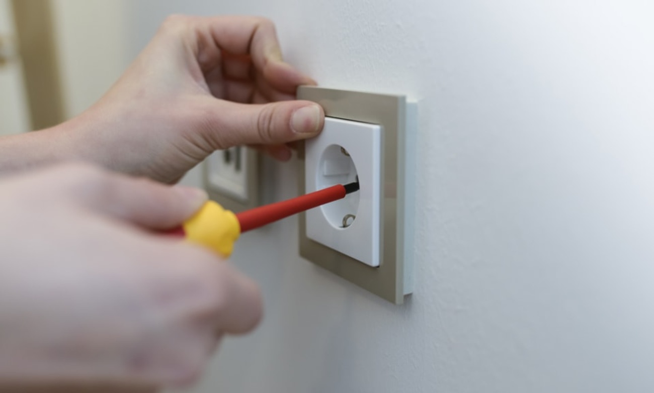 Elektro­installation bei JK Elektrotechnik in Calden